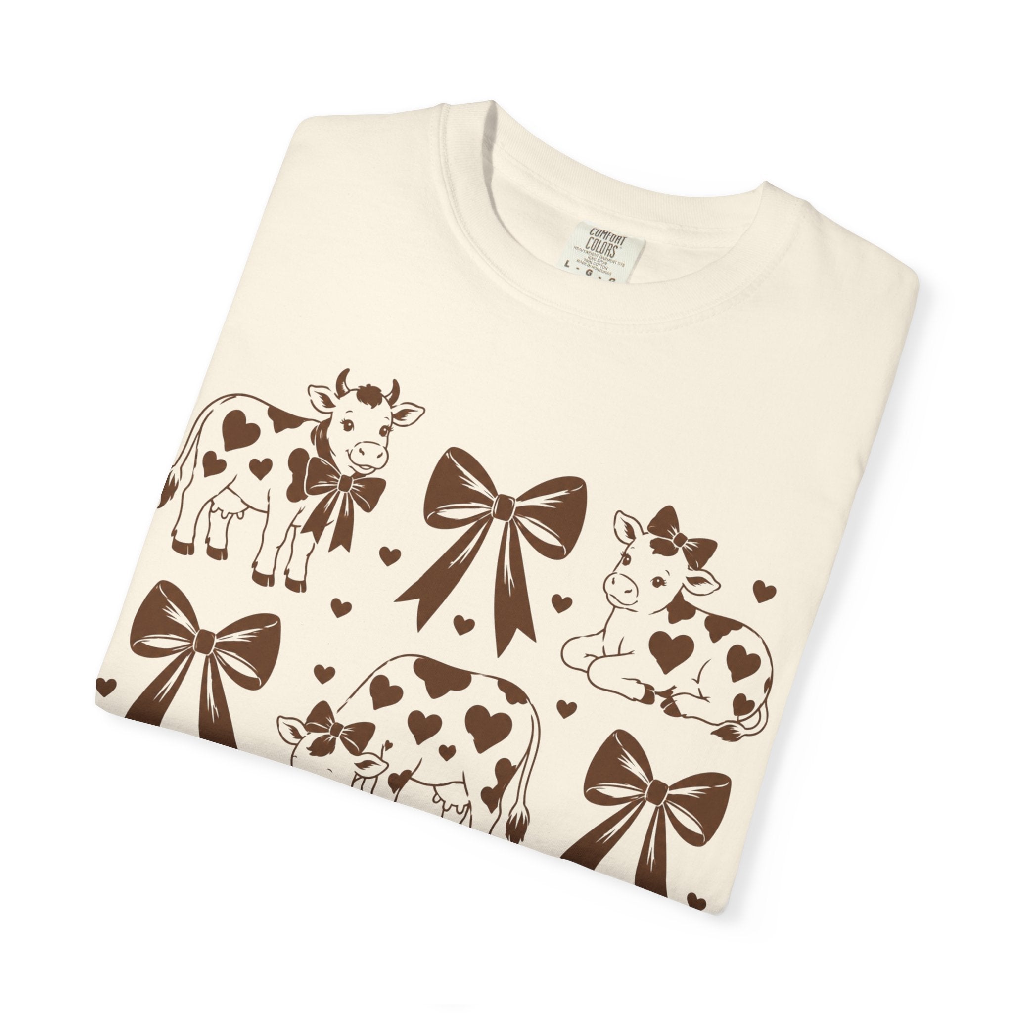 Cow Pattern Graphic T-Shirt — Cute Cow & Bow Farm Animal Tee