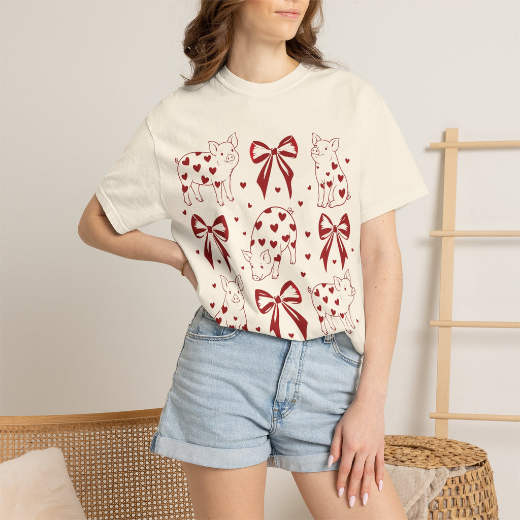 Valentine Piglet Pattern T-Shirt — Heart Bow Graphic Tee